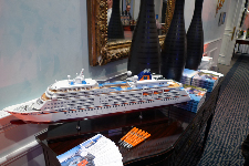 Hapag Lloyd Cruises verloste eine Kreuzfahrt im Wert von fast 12.000 Euro.