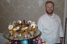 Süßer Abschluss: Christian Jentke und sein Team boten ein fulminantes Dessertbüfett auf.